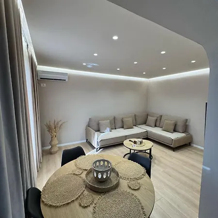 Ajza Apartment Tirana Exterior photo